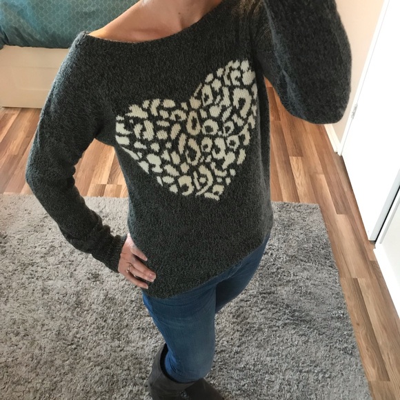 Express Heart Sweater, small - Picture 2 of 5
